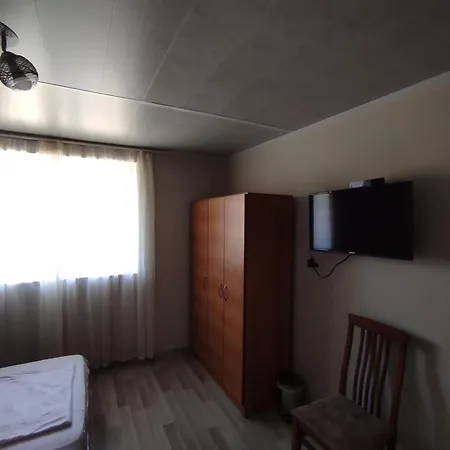 ゲストハウス никови *